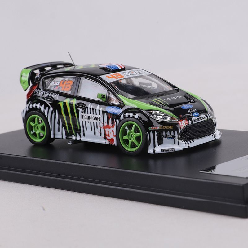 DCM 1/64 Ford Fiesta ST et Foc - Die Cast Car 1 64 avis et prix